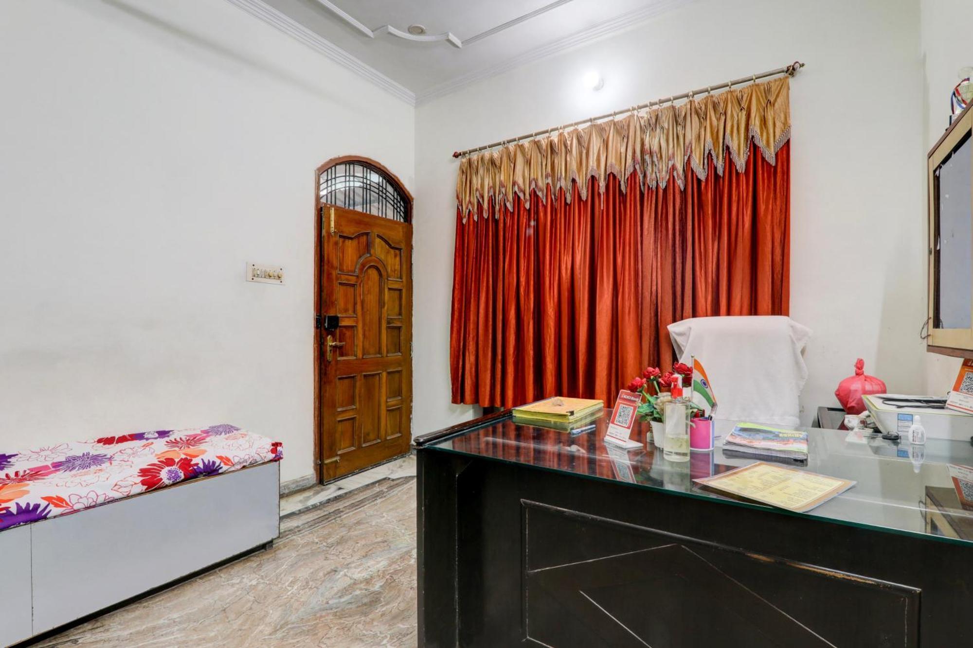Hotel O Intercity Inn Лакнау Екстериор снимка