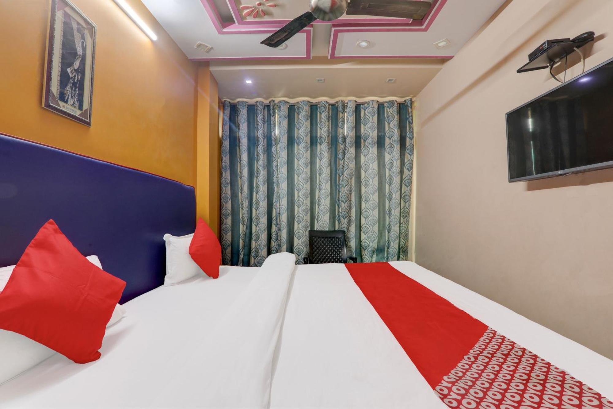 Hotel O Intercity Inn Лакнау Екстериор снимка